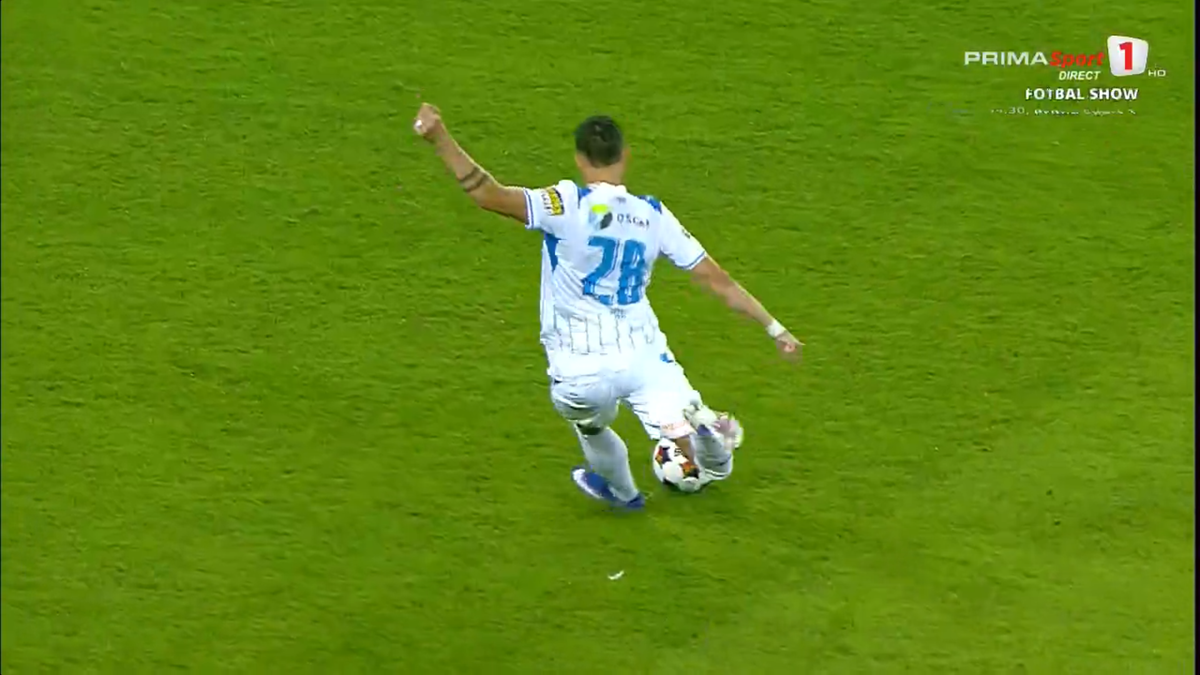 Adrian Rus, gol spectaculos în Universitatea Craiova - Levski Sofia