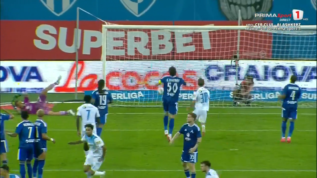 Adrian Rus, gol spectaculos în Universitatea Craiova - Levski Sofia