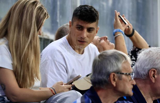 Detaliul din contractul lui Juan Bauza care-i poate complica situația