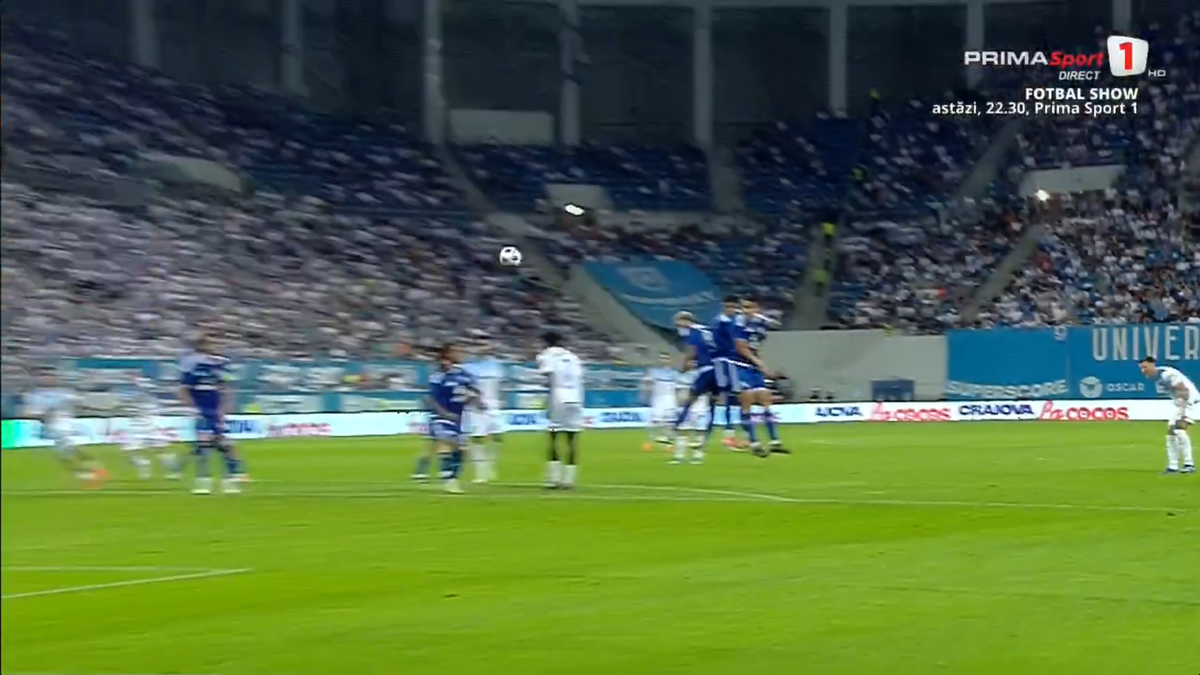 Adrian Rus, gol spectaculos în Universitatea Craiova - Levski Sofia