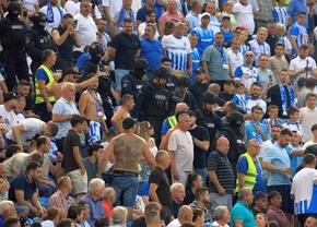 Răfuială în tribune la Craiova - Levski! Jandarmii au intervenit de urgență