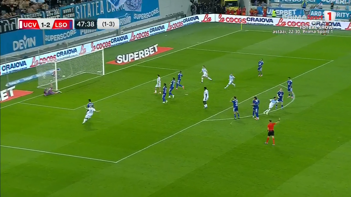 Adrian Rus, gol spectaculos în Universitatea Craiova - Levski Sofia