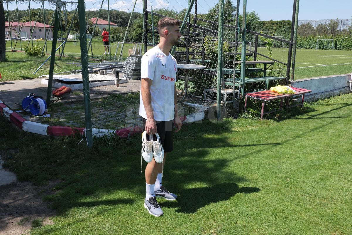 Când va debuta noul transfer al lui Dinamo: „Nu depinde de noi”