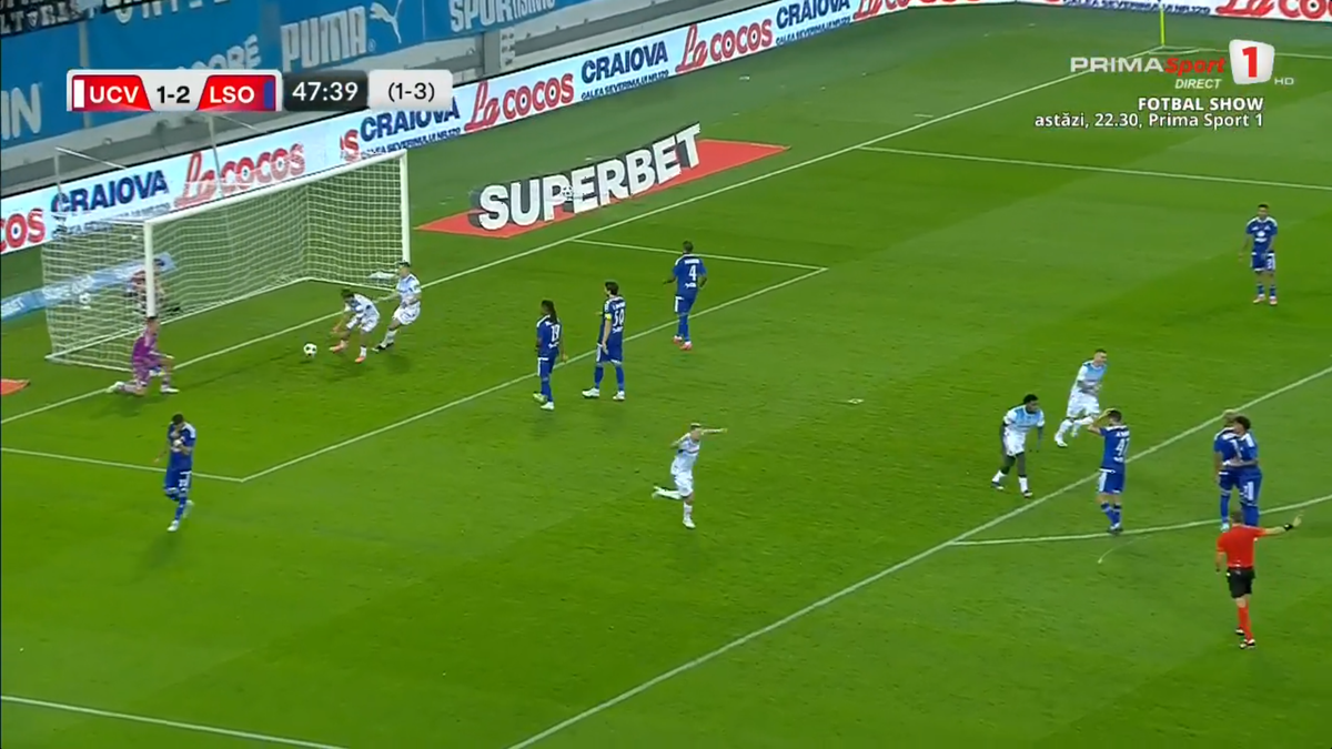 Adrian Rus, gol spectaculos în Universitatea Craiova - Levski Sofia