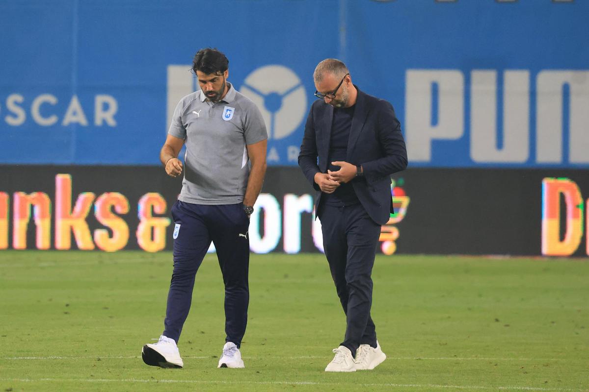 Jucătorii Craiovei, la finalul meciului cu Levski