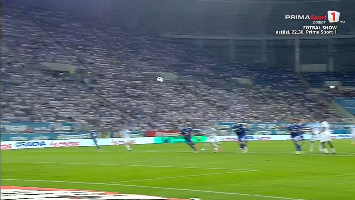 Adrian Rus, gol spectaculos în Universitatea Craiova - Levski Sofia