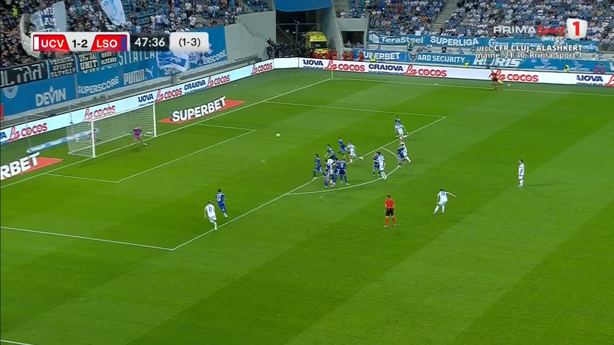Adrian Rus, gol spectaculos în Universitatea Craiova - Levski Sofia