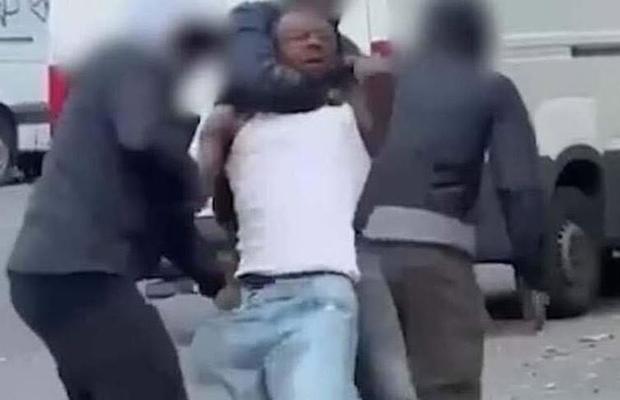 Colegul lui Darius Olaru, atacat brutal în Bruxelles! » Hoții l-au dat jos din mașină pe vârful lui St. Gilloise