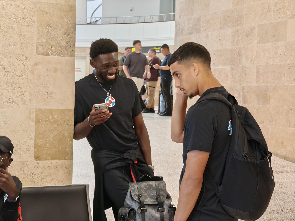 FCSB a decolat spre Letonia, pentru returul cu FK Auda » Batubinsika, în lot, dar sunt și trei absențe