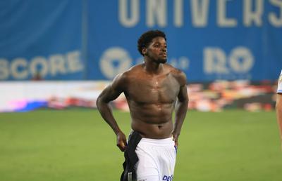 L-au vrut pe Steven Nsimba: de ce a picat mutarea