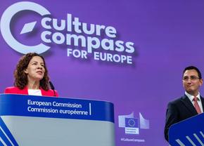 Parlamentul Europei atacă planul FIFA de Mondiale: „Țineți interesele private departe de sportul nostru!” » Vicepreședinta Roxana Mânzatu îi susține criticile dure