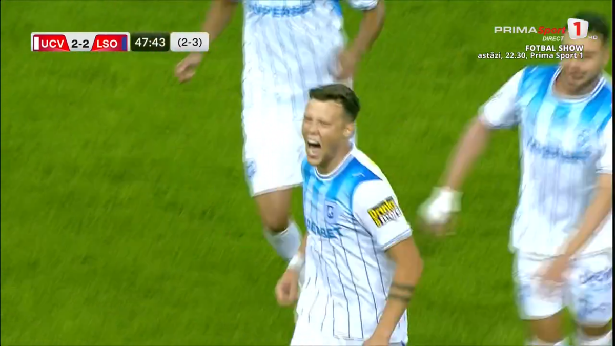 Adrian Rus, gol spectaculos în Universitatea Craiova - Levski Sofia