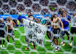 De teamă, și-au angajat pază la locuințele lor după calificarea în finala Campionatului Mondial!
