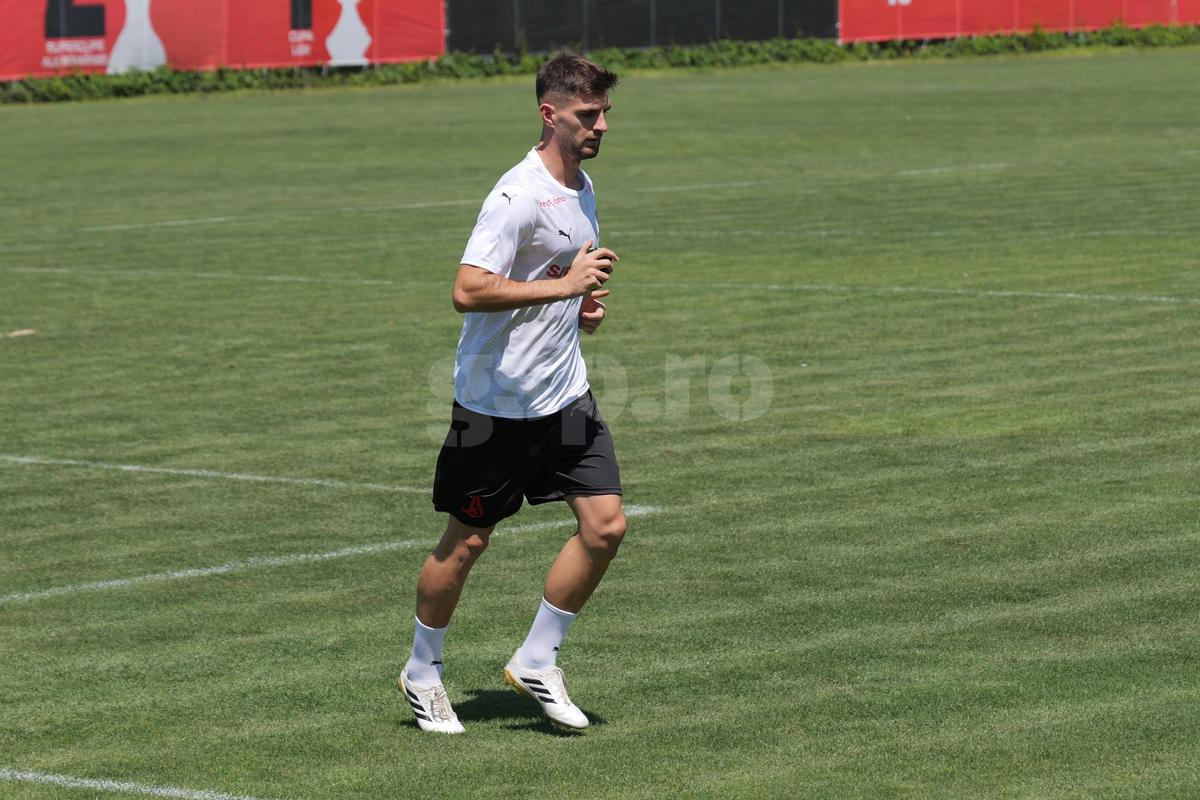 Când va debuta noul transfer al lui Dinamo: „Nu depinde de noi”