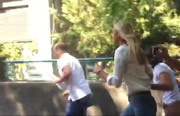 Același procuror din Caracal care a fugit astăzi ca un atlet de presă n-a fost pe teren și s-a dus să se culce în noaptea căutării Alexandrei, între ora 2 și 8 dimineața!