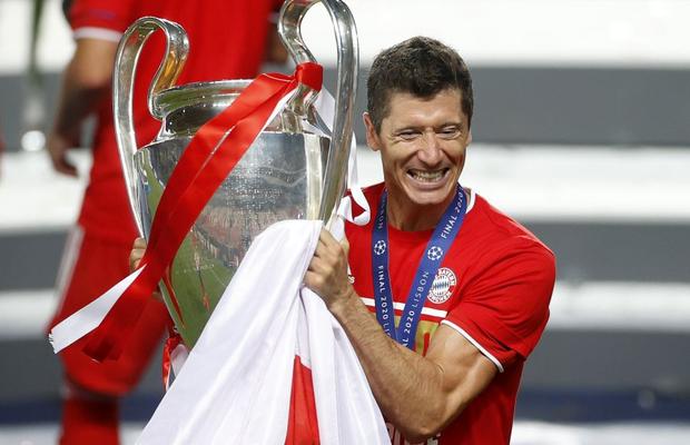 Robert Lewandowski, apel către France Football: „Ar trebui să câștig Balonul de Aur”
