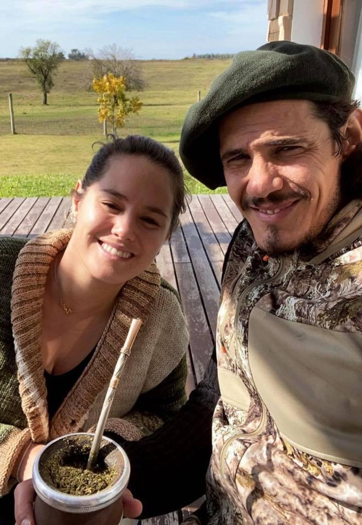 FOTO Dansatoarea de samba de care s-a îndrăgostit pe loc Edinson Cavani: „Probabil cea mai frumoasă femeie din lume”
