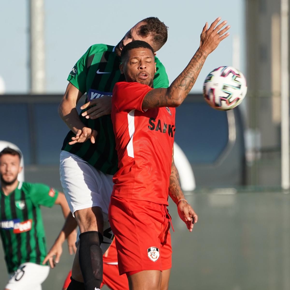 FOTO Seara românilor în Europa! Alex Maxim a reușit două goluri pentru echipa lui Marius Șumudică