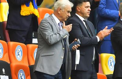 Cosmin Contra a fost prezentat oficial la noua echipă » Calcă pe urmele lui Iordănescu, Pițurcă și Boloni!