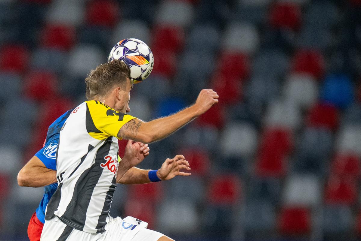 Gigi Becali, la cald după FCSB - LASK » Un remarcat și un „client”: „Voiam să-l scot din minutul 22!”
