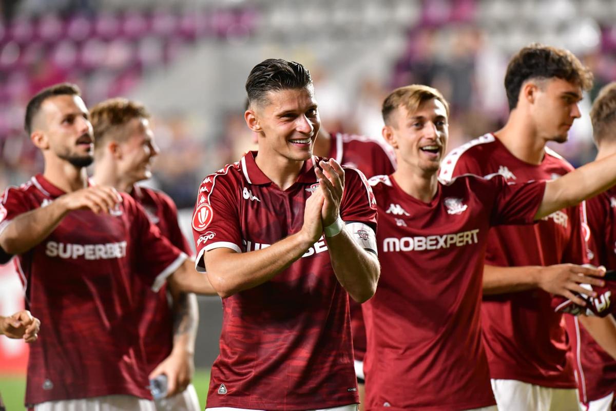 Zoom pe ghetele din Superliga personalizate de fiul lui Măldărășanu: apare un chip celebru