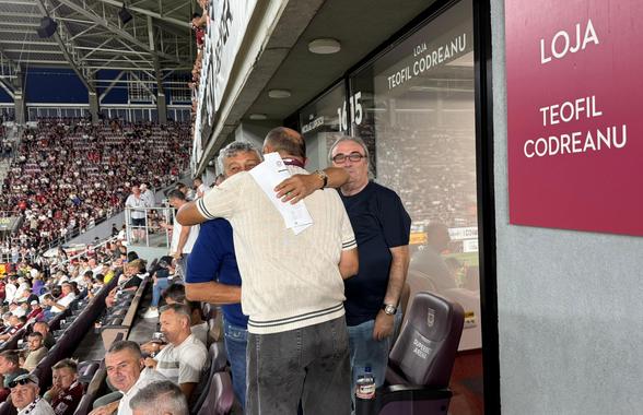 Musafiri speciali la Rapid - UTA! Cu cine s-a întreținut Mircea Lucescu în loja din Giulești