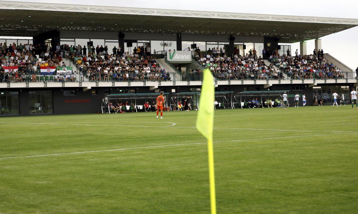 Toată populația satului încape pe noul stadion: arenă cu camera VAR, de 7 milioane de euro