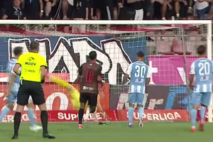Corvinul Hunedoara - Dinamo, în etapa #7 din Superliga » Deschidere de scor