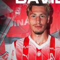 Dinamo l-a prezentat pe Mario David