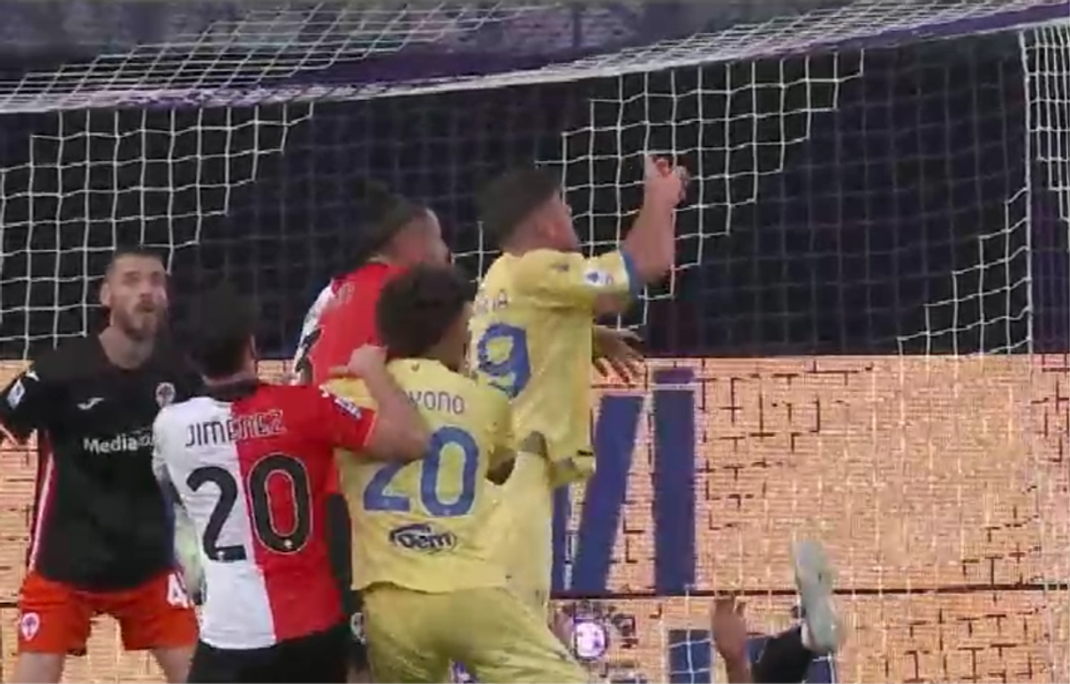 Gol de lângă Drăgușin în Fiorentina - Frosinone