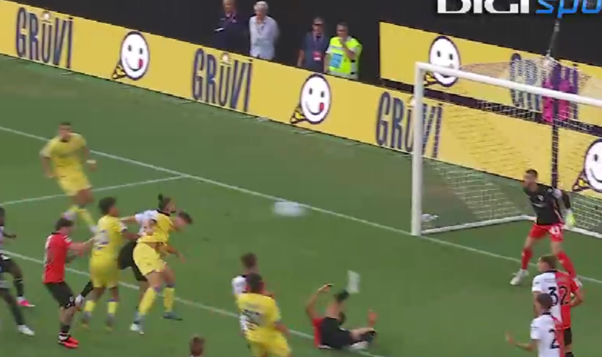 Gol de lângă Drăgușin în Fiorentina - Frosinone