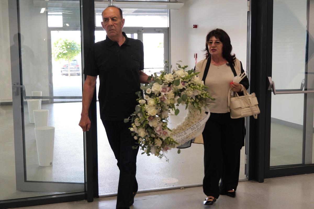 Craiova Maxima, la căpătâiul lui Nicolae Ungureanu » Eugen Neagoe, dărâmat: „În dreapta nea Nae Tilihoi, în stânga nea Nae Ungureanu. S-au dus mult prea devreme”