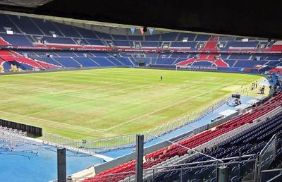 PSG, amendată drastic de Liga Franceză din cauza... gazonului deplorabil