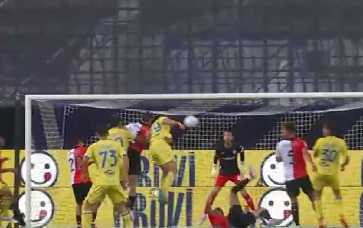 Gol de lângă Drăgușin în Fiorentina - Frosinone