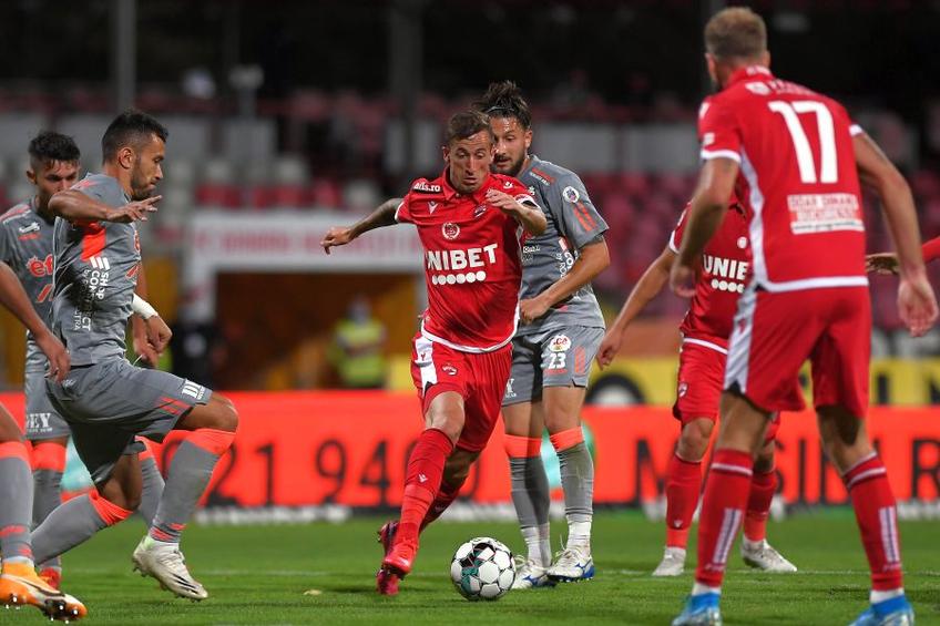 Dinamo a pierdut cu UTA, scor 0-1. foto: Raed Krishan
