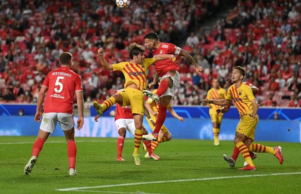Barcelona, UMILITĂ de Benfica! Mircea Lucescu, eșec usturător » Ce s-a întâmplat în Juve - Chelsea + toate rezultatele serii