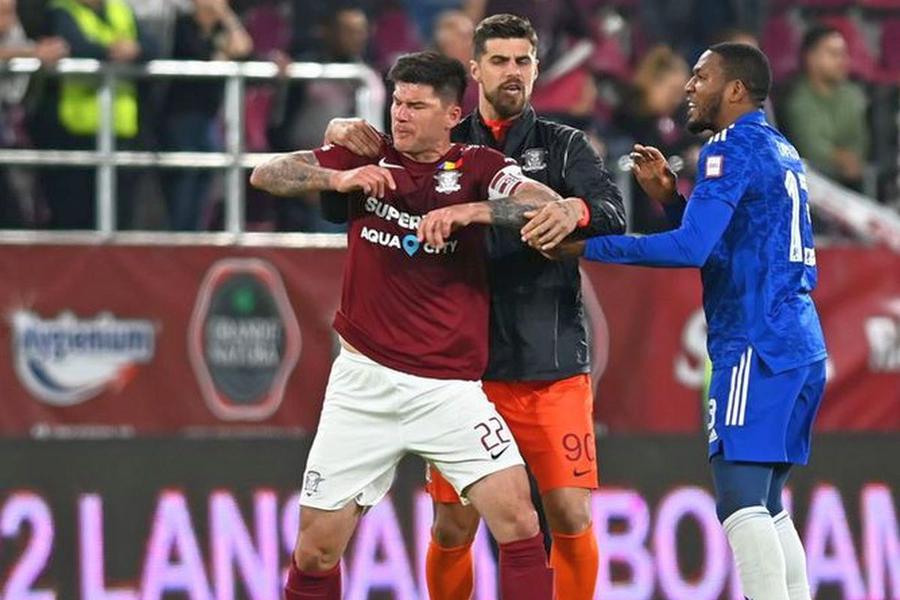 Cristi Săpunaru, ținut de coechipieri cu FCU Craiova A fi Săpunaru sau un fotbalist respectat?
