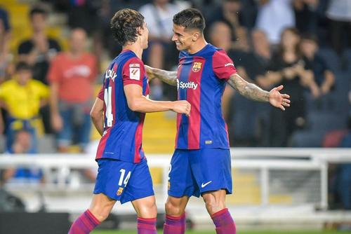 Felix și Cancelo, sărbătorind un gol