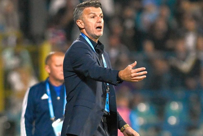 Ovidiu Burcă și-a certat jucătorii după meciul cu Dinamo / foto: Raed Krishan