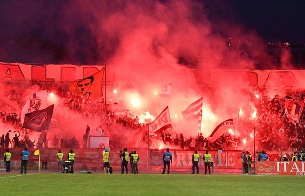 Momente de coșmar trăite în cantonamentul lui Dinamo: „Ăsta vrea să dea în mine! Mi-am pus mâinile la față... Și-a fracturat mâna în muchia patului”