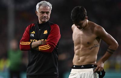 Făcut pachet de Radu Drăgușin și Genoa, Jose Mourinho dă din colț în colț: „AS Roma n-a jucat finale consecutive în Europa până acum”