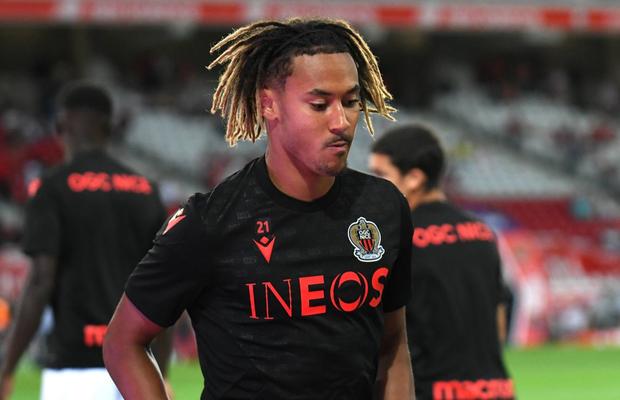 CAZ ȘOCANT! » Un fotbalist din Ligue 1 a amenințat că se sinucide, dar pompierii au reușit să-l oprească