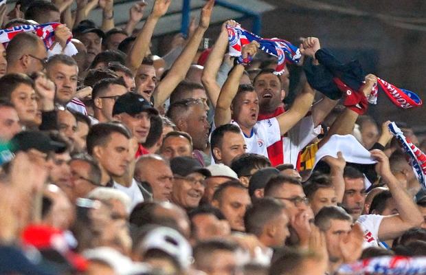 RO-Alert la Galați, imediat după Oțelul - Dinamo: „Există posibilitatea căderii unor obiecte din spaţiul aerian” » GSP a surprins scenele petrecute la stadion