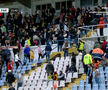Gloria Buzău - Farul, întrerupt! Unui om i s-a făcut rău în tribune, foto: captură de ecran Prima Sport