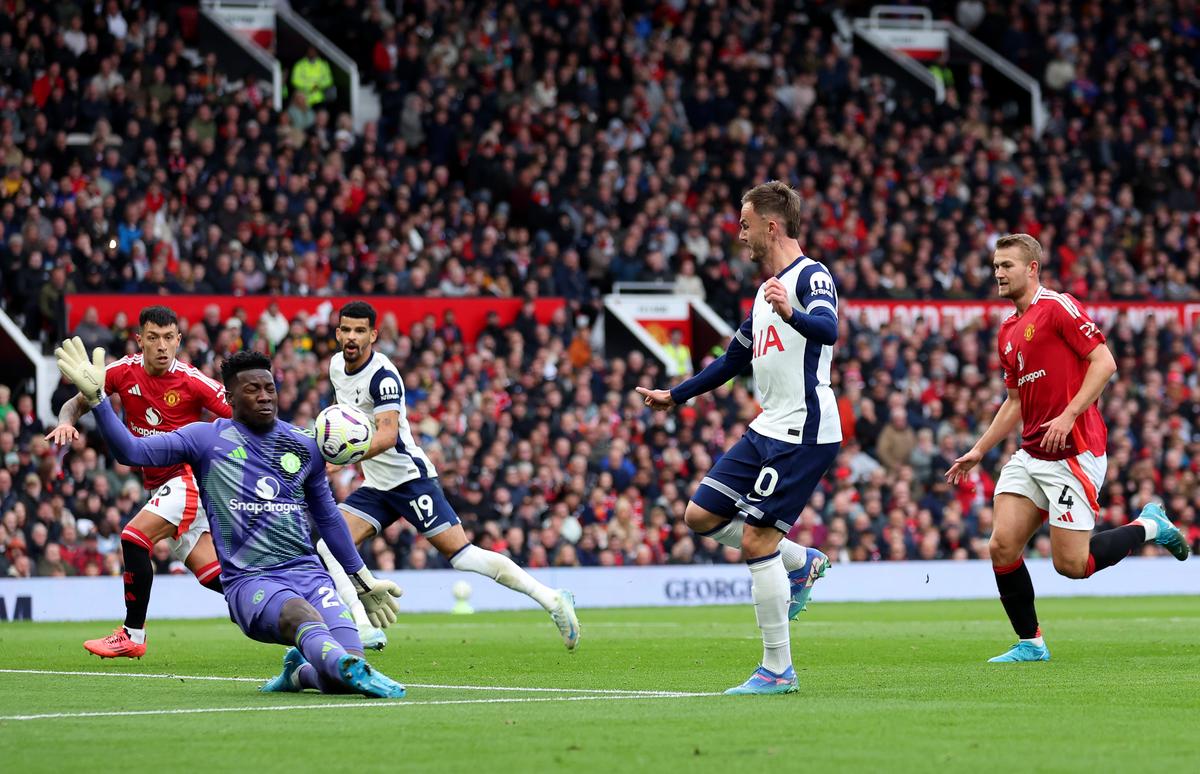 Manchester United - Tottenham 0-3 » 10 minute pentru Drăgușin în victoria impresionantă a lui Spurs pe Old Trafford