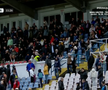 Gloria Buzău - Farul, întrerupt! Unui om i s-a făcut rău în tribune, foto: captură de ecran Prima Sport