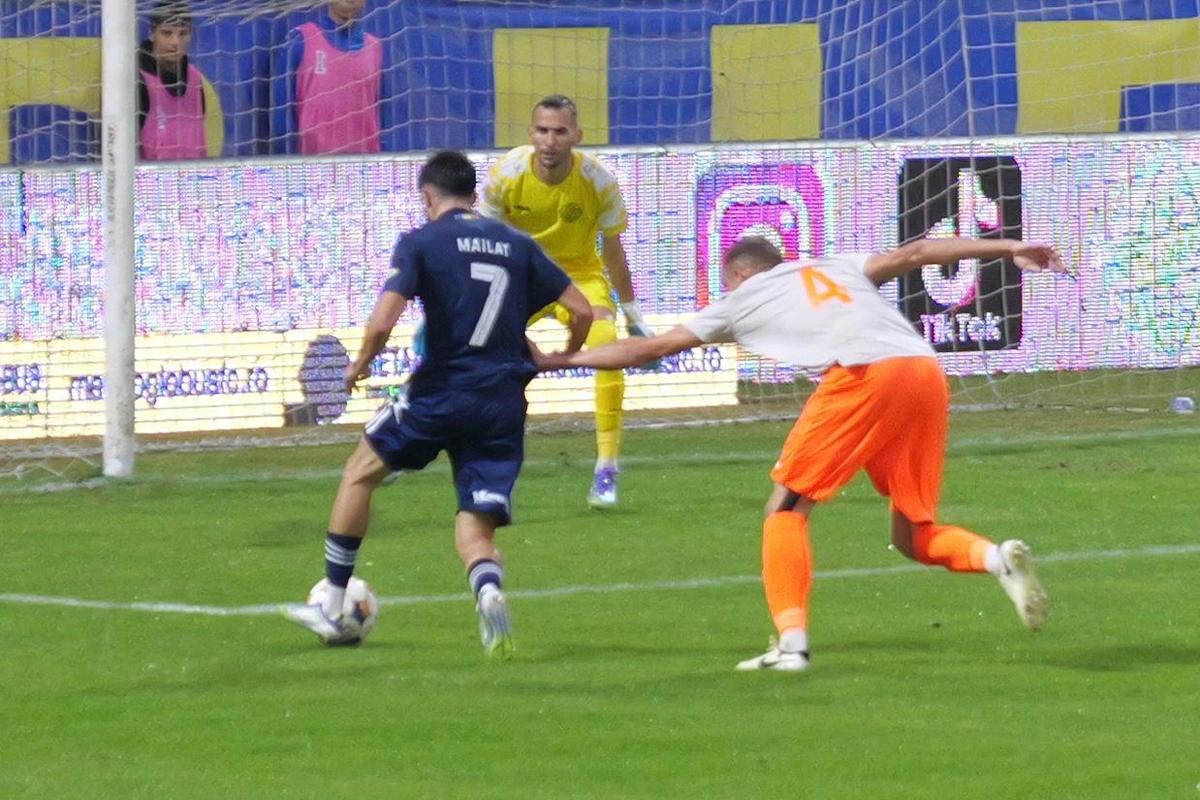 Metaloglobus - FC Botoșani, imagini de meci // foto: Andrei Furnigă (GSP)