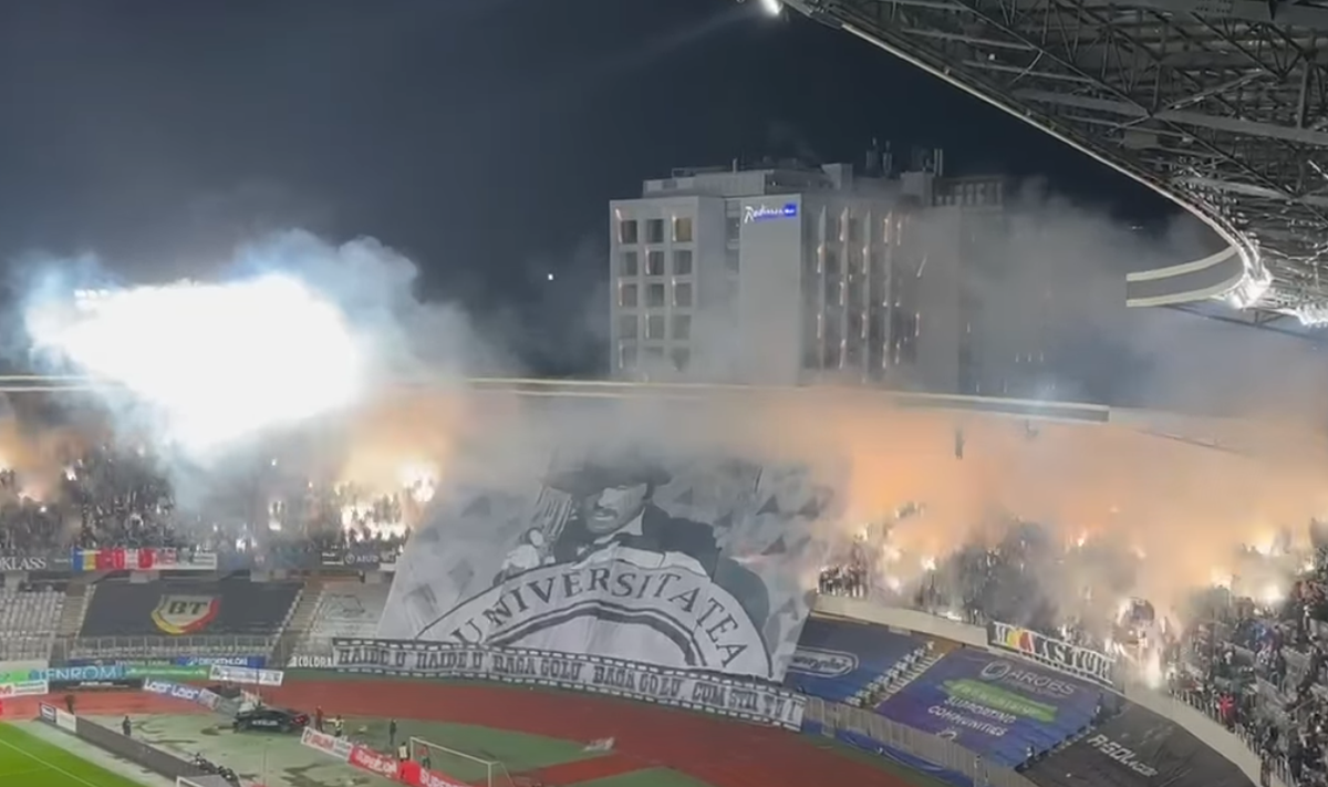 U Cluj, scenografie cu Florin Piersic la derby-ul cu CFR Cluj