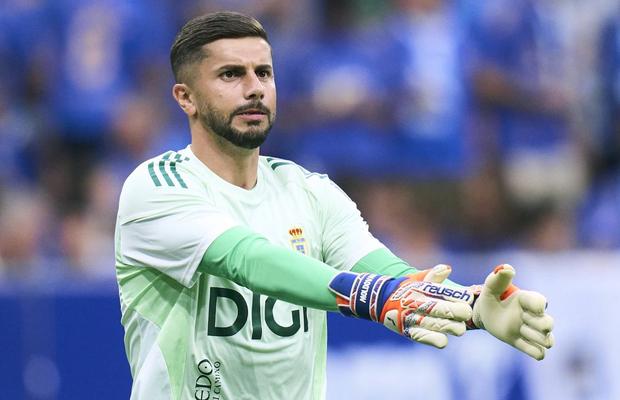 Megaumilință la debutul lui Horațiu Moldovan » Portarul român a încasat 4 goluri de la o echipă din Liga a 3-a!