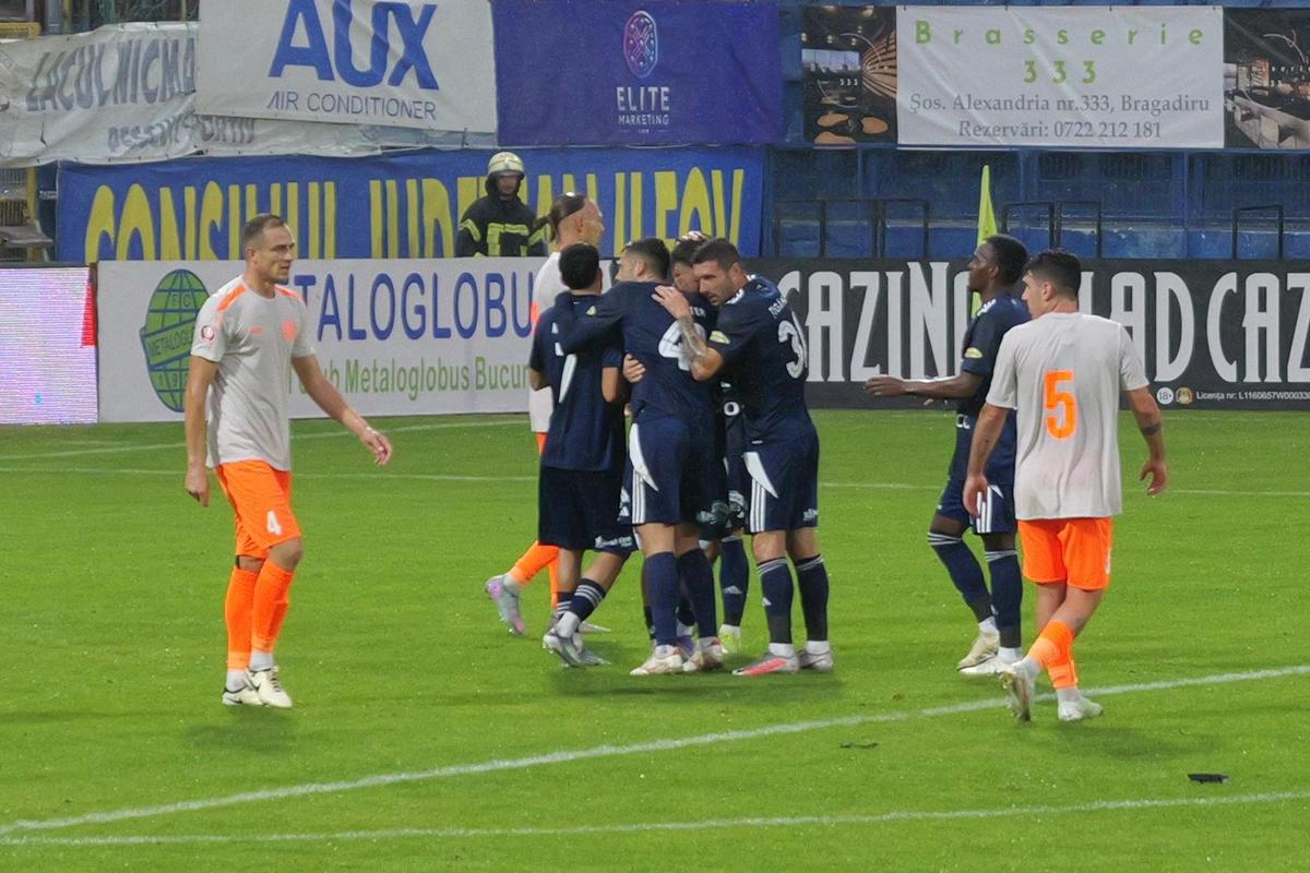 Metaloglobus - FC Botoșani, imagini de meci // foto: Andrei Furnigă (GSP)